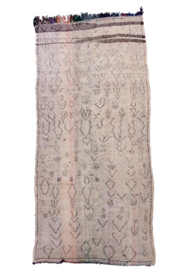 back of oulli rugs item OR102