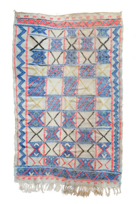  front of oulli rugs item OR104