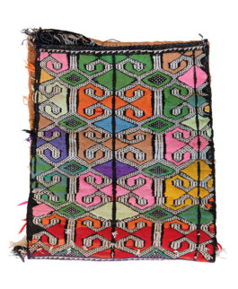  front of oulli rugs item OC102